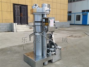 在使用花生榨油機過程中，堵塞了應(yīng)該怎么處理