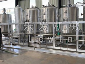 榨油機使用一段時間之后，如何清理油垢？
